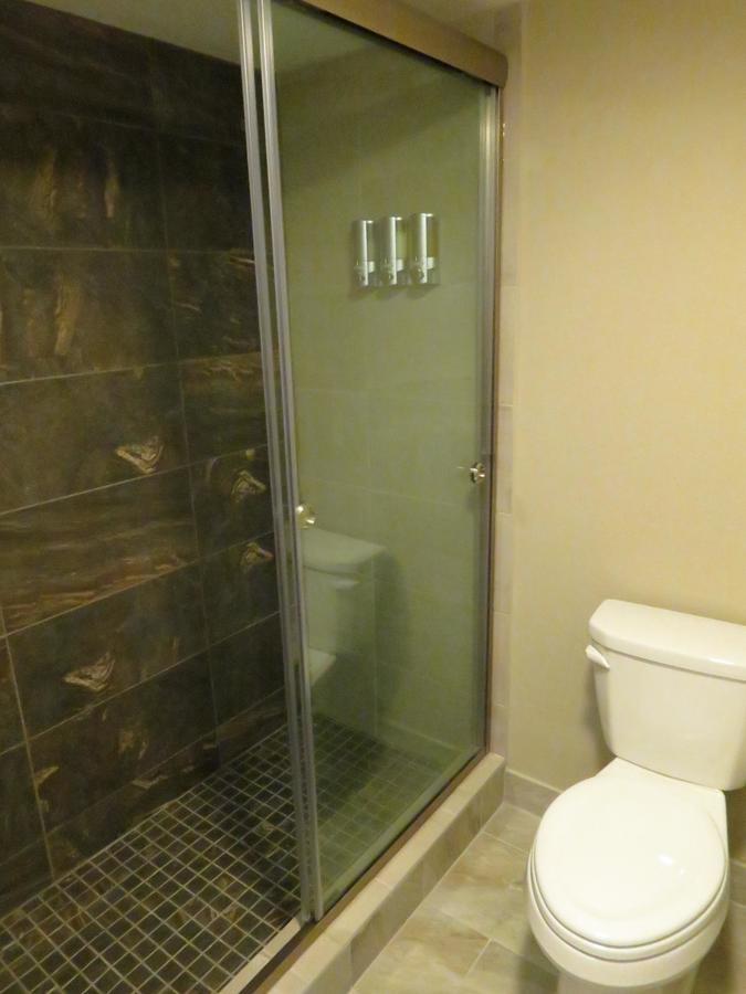 Edgewater Hotel And Suites Put-in-Bay Exterior foto