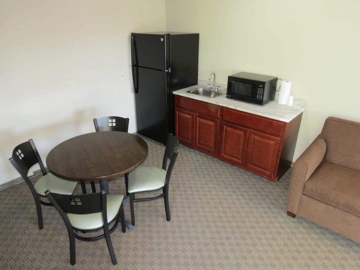 Edgewater Hotel And Suites Put-in-Bay Exterior foto